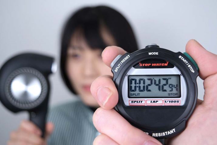 A܂łɂԂ242bBi̖񔼕ɂ܂ŎZ邱Ƃł