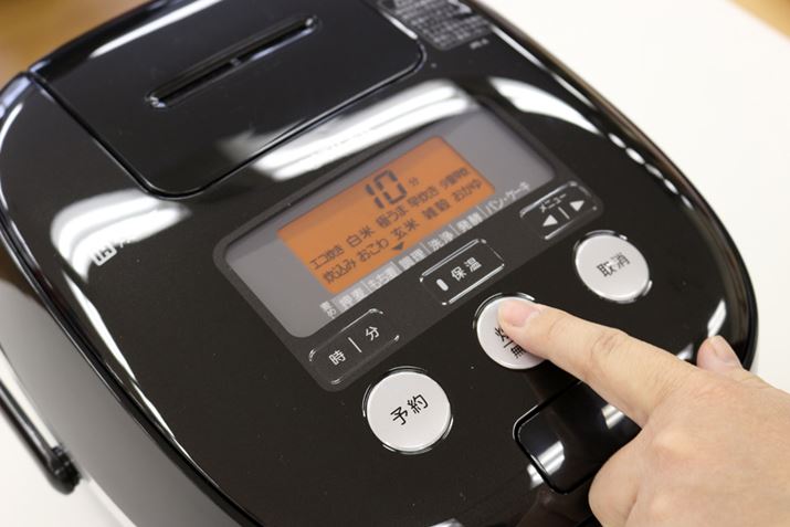 �u�����v���j���[��I�����A���M���Ԃ�10���ɂ��Đ��у{�^���������܂�