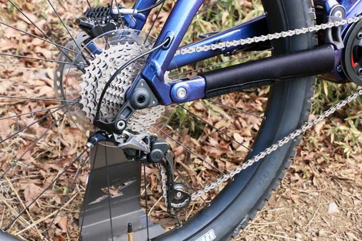 ���A�̕ϑ��@�̓V�}�m���́uSLX�v�O���[�h��10�i�ϑ��ɑΉ�