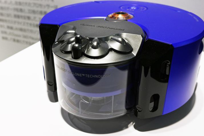 �z�����܂ꂽ�S�~�́A�T�C�N�������ŉ��S�������ꂽ��A�N���A�r���ɑ����܂��B�N���A�r���̗e�ʂ�0.33L