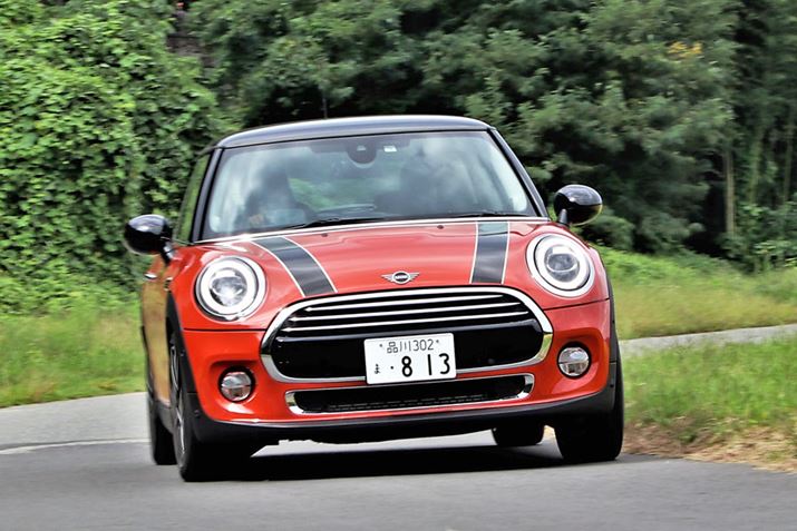 CfBOł́A𓾂̂悤ɃR[i[Ƌ삯Ă