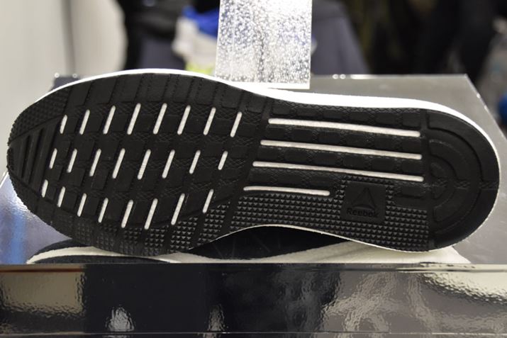 AEg\[ɂ́AϖՐɂ郉o[̗pBObv