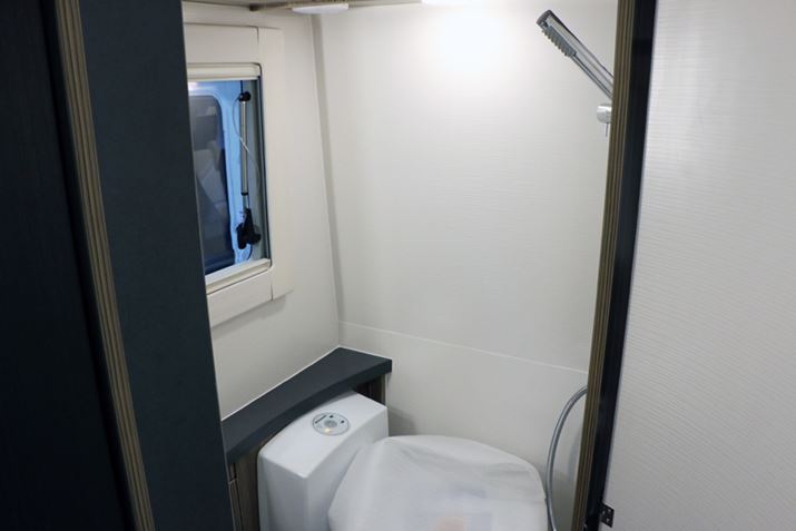 gCƃV[ԓɂ̂́AƂĂK