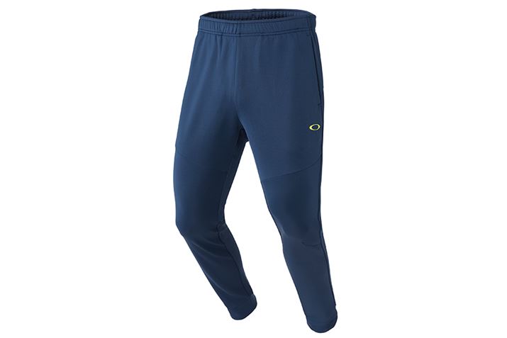 VvfUCȂ@\̍V[Ỹpc킹Ďg