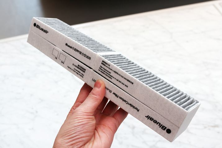 �t�B���^�[�͐܂肽���߂�悤�ɂȂ��Ă���̂ŁA�p���┃���u���̍ۂɂ������΂�܂���