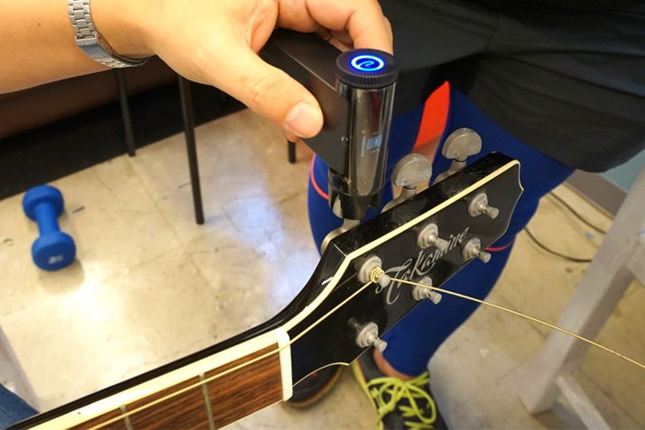 ܂ɍ킹̂A[h؂ւČ̉炷ŁAŒn߂܂