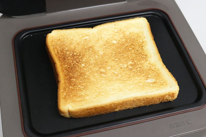 ĂFuTNTNvɂƁAʓIȃg[X^[ŏĂ悤ȃTNTN̐Hɂ邱Ƃł܂ 