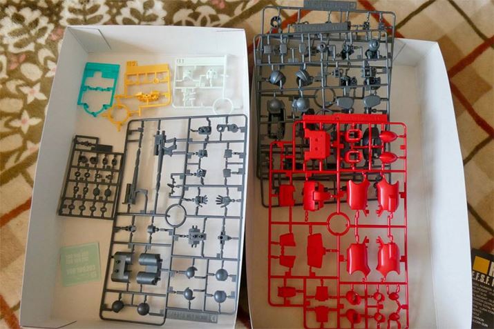 i[̐Fׂ͍łB|LbvgẲLbgɂȂĂ܂