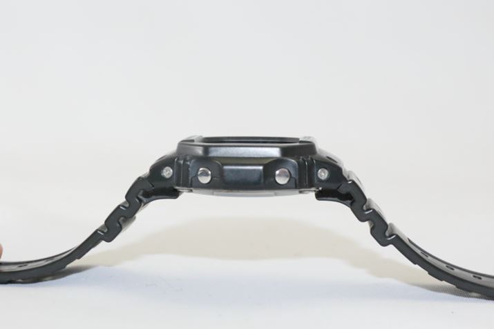 ʐ^́u5600vV[ŶЂƂBP[XڒnȂoh`̗pĂ