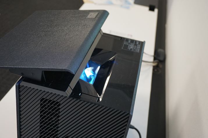 vWFN^[̓ʋ@\͓Vʃpl炷ƌ