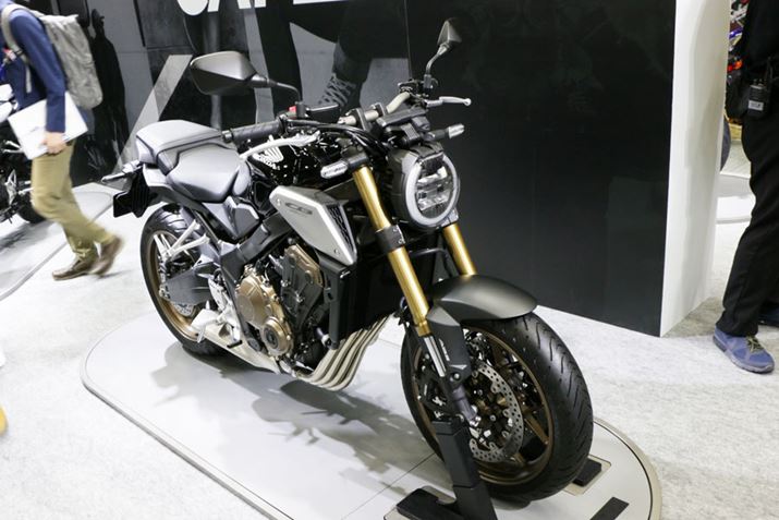 ԏd202kgƌyAyȑ𖡂킹ĂꂻBLED̃wbhCgIȃC[W