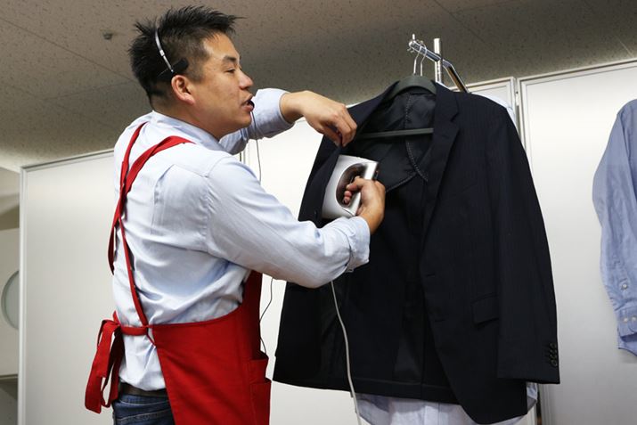 X[c͗X`[𕬎˂ĒELƂł