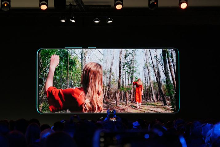 LpƖ]𓯎ɎBełfAr[rfI@\