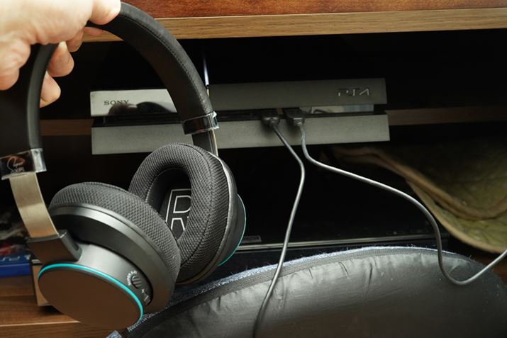 PS4ƂUSBP[uŔF