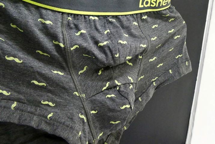 Ҋԕ̉ɓĂ郉CƏ㉺̃CH^VRBŕ܂