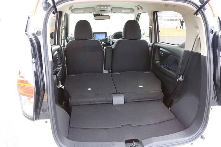 Ȃ̃V[g|ۂɍʂ@\Ȃ̂ŁAQbW[ɒiłĂ܂