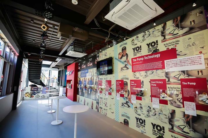 uReebok 90s Housev̓ψꕔ