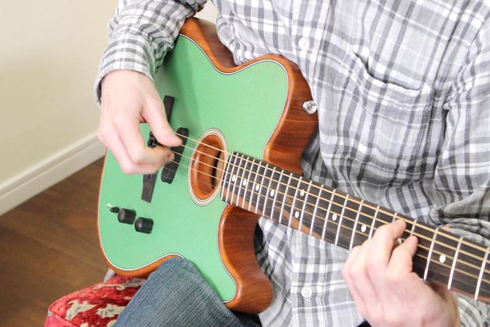 GNgbN̔{fBƃR^[ĤŕSn悢I