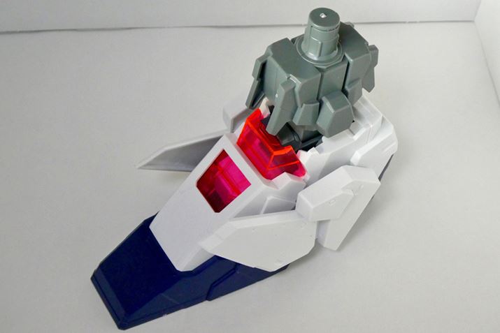 ܂͑񂩂gݗĂ܂BFłĂAȂp[cł̊x