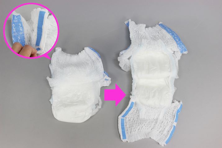 ���e�̃e�[�v���͂����ƁA�O���̖ʂƌ�둤�̖ʂ��������܂�