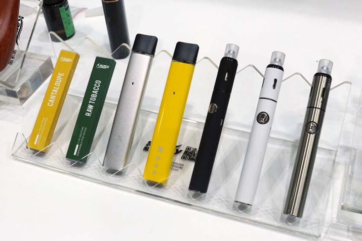 Kamry���A�V���i�̑������R���p�N�g�ȃ|�b�h���i������3�A4�Ԗځj��g���̂ă^�C�v�i��2�j������