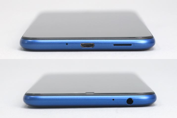 OC^[tFCXmicroUSB|[gB㕔ɂ̓wbhzo͌}CN̓|[g