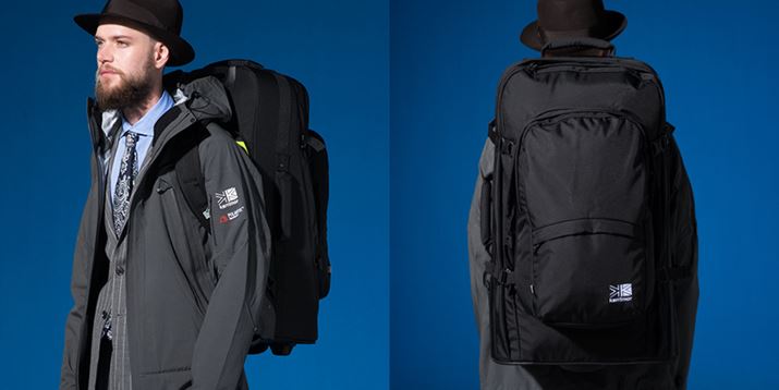 �V�����_�[�n�[�l�X���o���΁A���̂܂܃o�b�N�p�b�N�̂悤�ɔw������B�ʐ^�́A�u�G�A�|�[�g �v�� 70�v