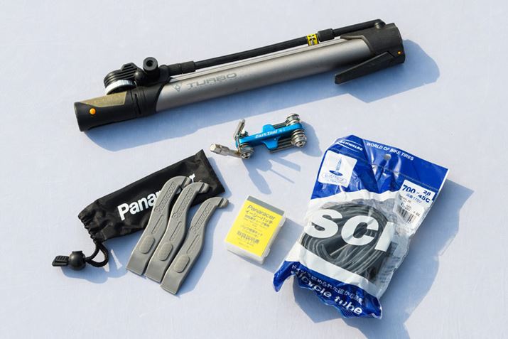 gїpHGA|vAւ̃`[uȂǂobNpbNɓĂ