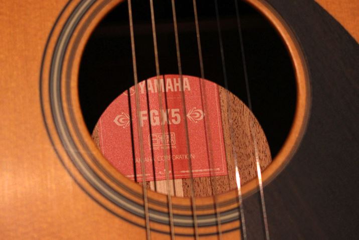 ăTEhz[̂ƁAŐV́uԃxvB^Ԃׂ̗ɂ́uPṽ`[t