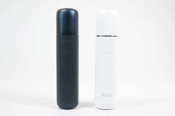 �ujouz 20 Pro�v�i���j�Ɓujouz 20�v�i�E�j