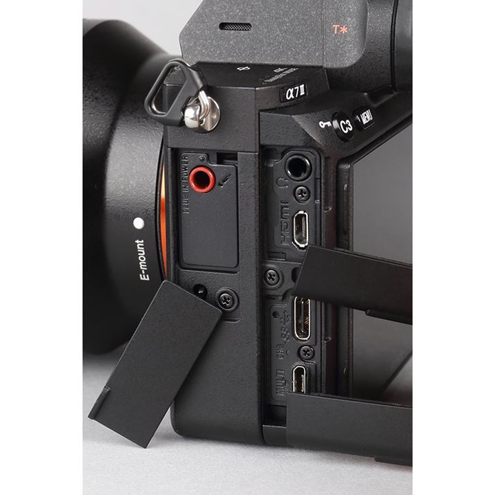 7 IIĨ{fBʁBUSBiType-Cj̓}`/}CNUSB[qoRł̏[dEdɑΉĂ