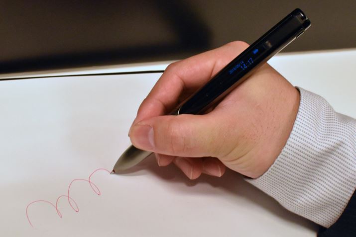 TCY͖14iaj×150ijmmŁAdʂ͖40gB̃J[̓Vo[̂