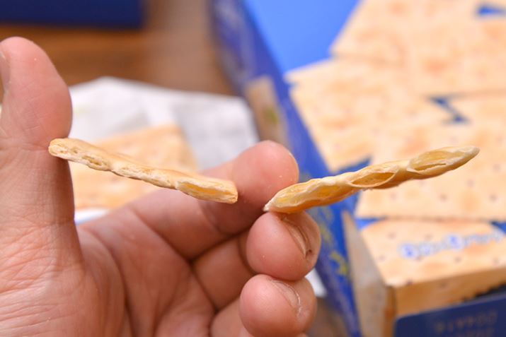 u@ NVJviʐ^EĵقC̑w߂łAhbVƂHł