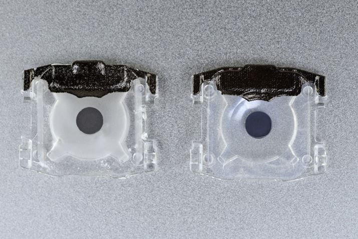 2018Nf́uMacBookvŁAEV^uMacBook Provi摜iFixitj