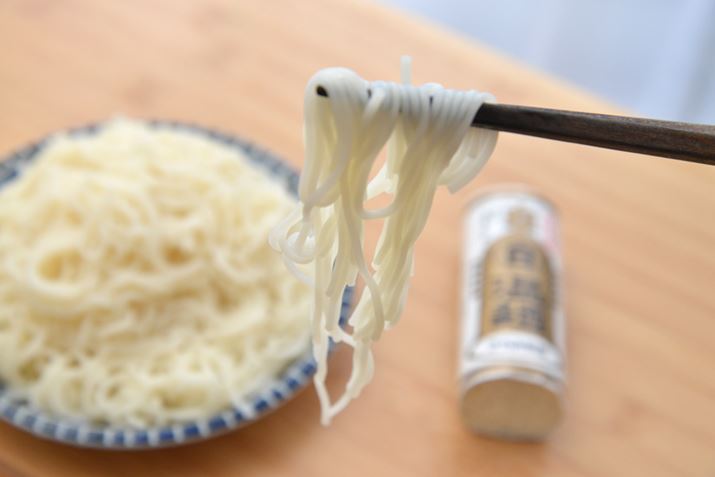 ʓIȂ߂񂪖19cmȂ̂ɑ΂AΉ˂͖9cmƔȉ̒Zł