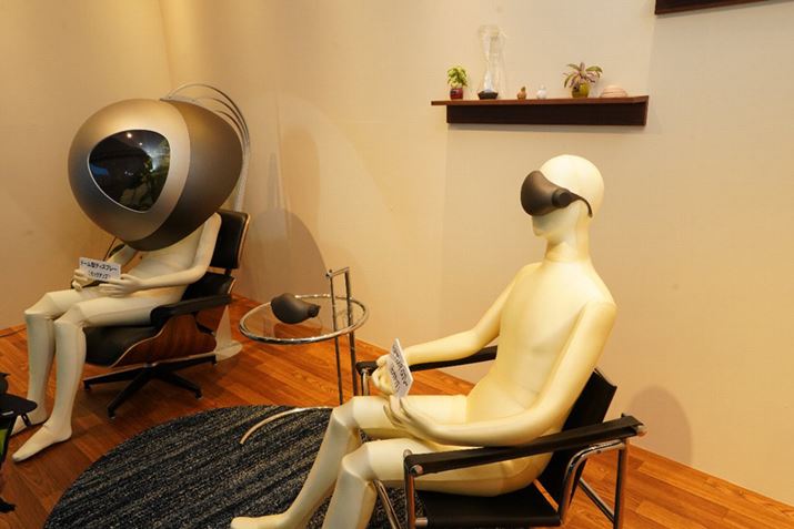 �h�[���^�f�B�X�v���C��w�b�h�}�E���g�f�B�X�v���C�iHMD�j�ɂ�鎋����z��