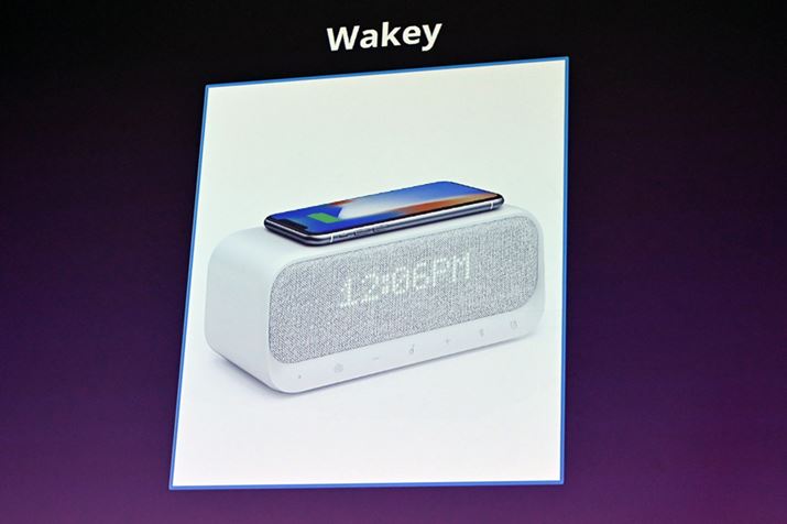 ڊo܂@\ACXUSB[d@\ȂǂuWakeyv