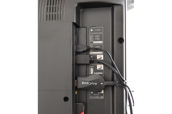 Anycast SHDMI[qɐڑAdP[uڑBʐ^ł́AerUSB[q狋dĂ