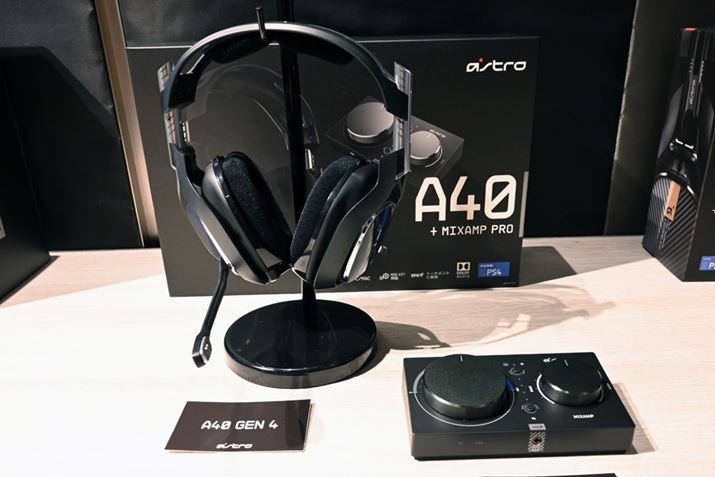 �uASTRO A40 TR �Q�[�~���O�w�b�h�Z�b�g�v�ƁuASTRO MixAmp Pro TR�v�̃��j���[�A�����f��