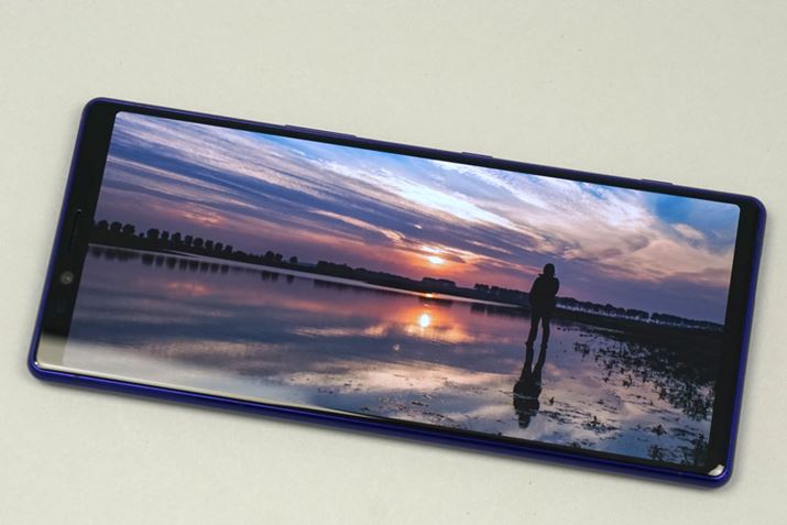 mb`Ȃʂ̃fBXvĆAʂ̋X܂ŖʂȂpł