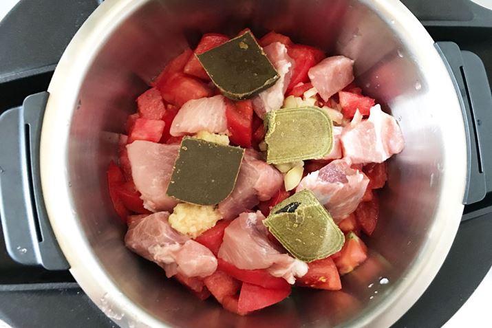 ɃJbgHނƈꏏɁAJ[[܂