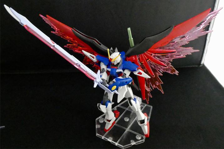 X^hg΁AfXeBj[K_Ɠ̃|[WO𖳗ȂČł܂