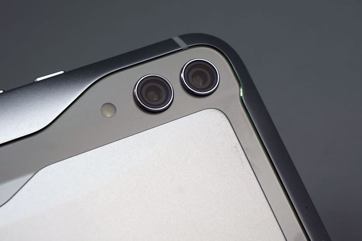 CJ̓fAJBAIgV[F|[g[gBe@\ȂǂĂ