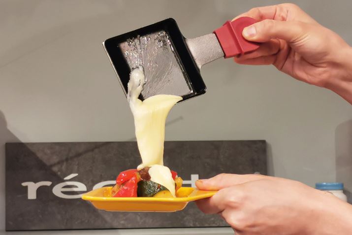 �~�j�p���Ń`�[�Y��n�����ă��N���b�g���y���ނ̂͂������