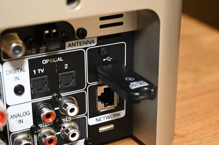 wʂUSB[qɉ̓USB[ȂǂhĒڍĐ邱Ƃł