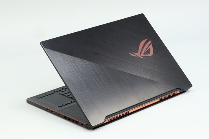 wACHGX701GXR̓VBw͖ڗ