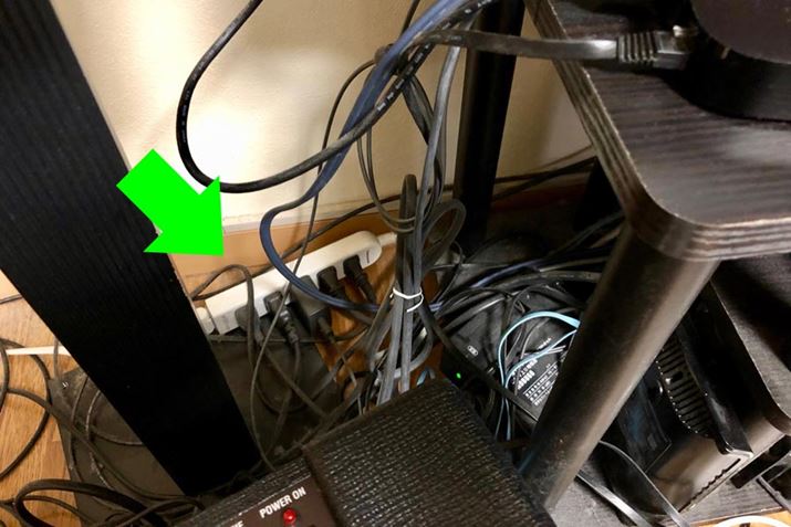 d^bv͏ƂᏊAĖڗȂ悤ɒuꂪȂ̂ŃzR܂肪