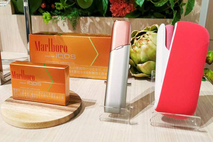 �A�C�R�X�̐V�t���[�o�[�u�g���s�J���E�����\�[���v