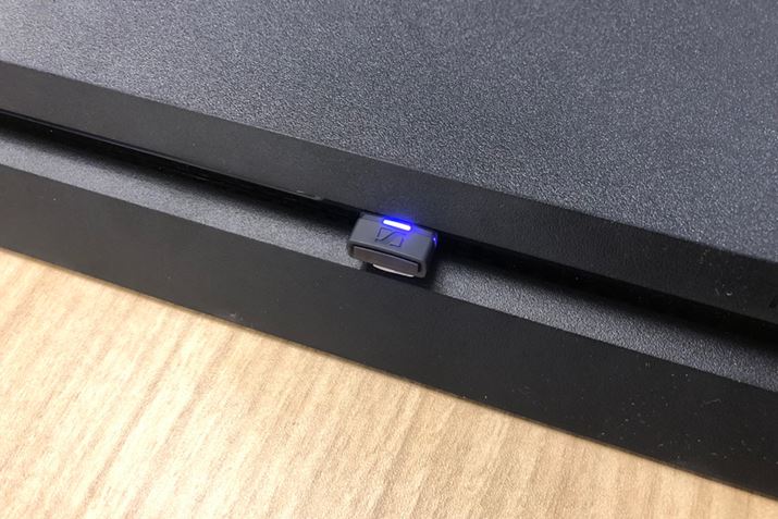 PlayStation 4ɐphO݁Aulow-latency connectionvڑ\