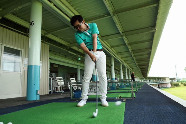 d߂̑Ŋł͂AɂтȁBî̃Nu̔_ł